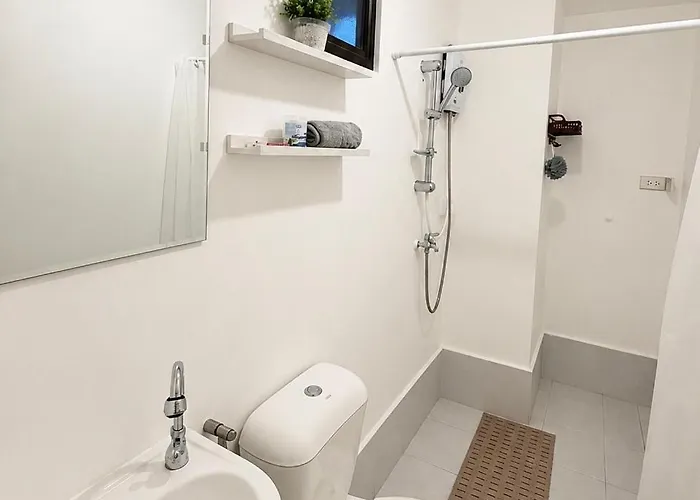 Royal Oceancrest Mactan By 2a Holloway Staycation *